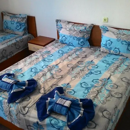 мила 2 Pensjonat Primorsko